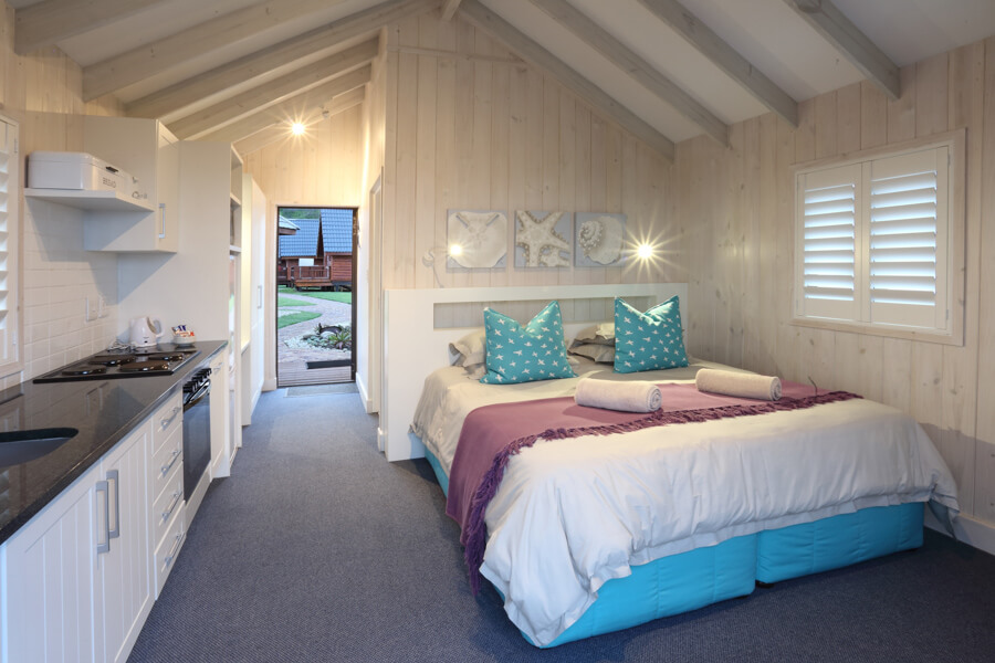 Brenton on Sea Cottages (5)